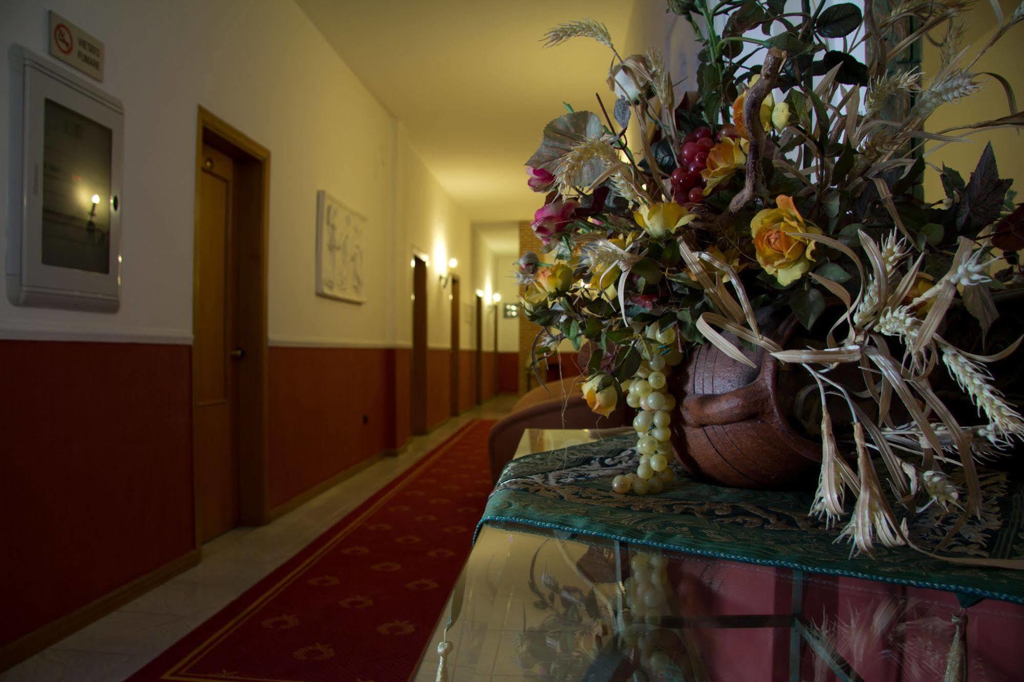 Hotel Degli Amici Pompéi Extérieur photo